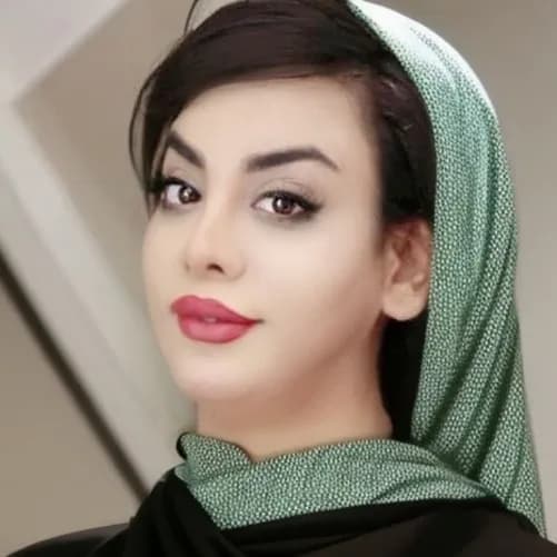 عضو تیم بیزیلُک: هیوا راد - مدیر روابط عمومی