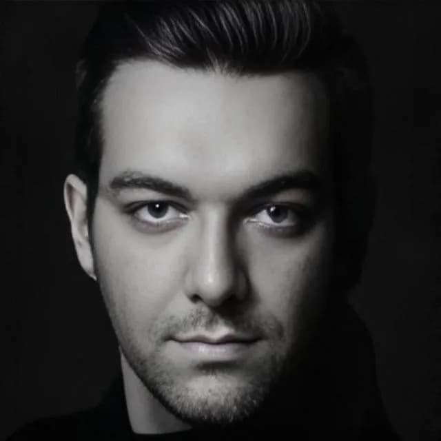 عضو تیم بیزیلُک: رضا خادمیان - مدیر عامل