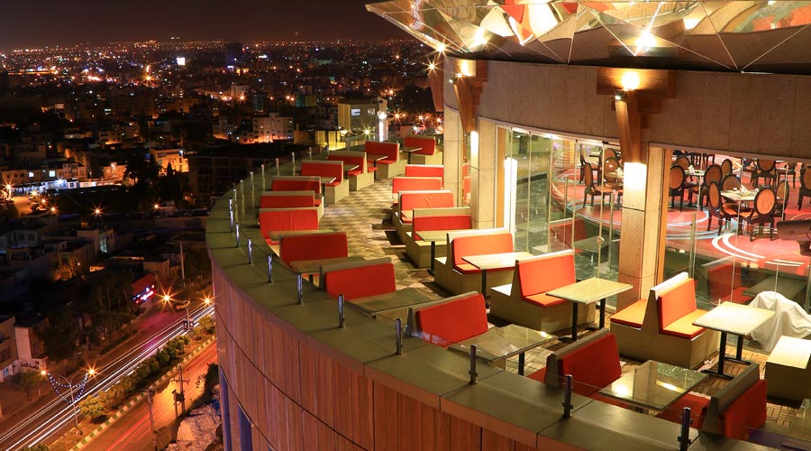 رستوران تراس هتل بزرگ شیراز
